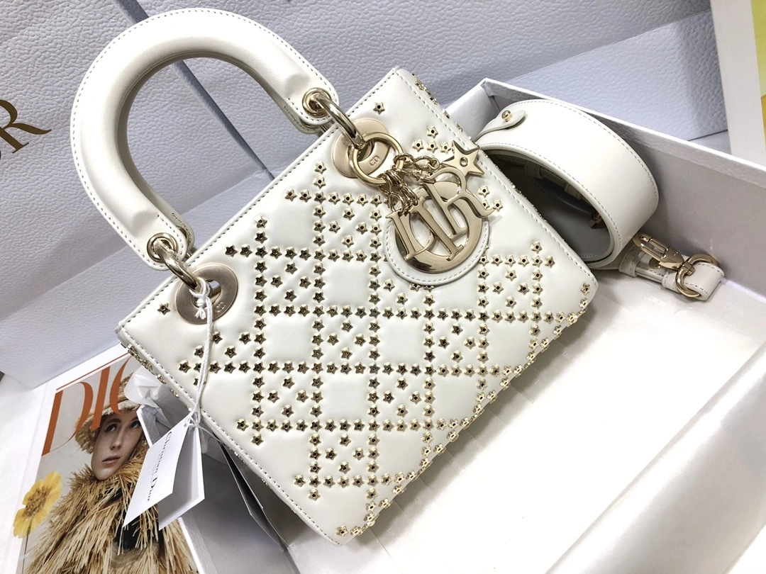 MOMO-- M0538ONHB-M030 item:D-B063A0443S