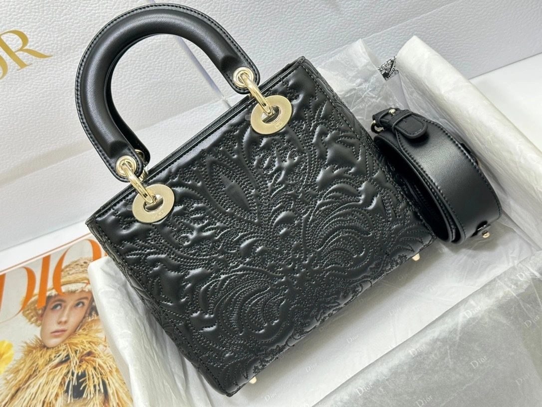 MOMO-- M0538OOTB-M030 2Clour high quality version item：C-B397G2404R-2