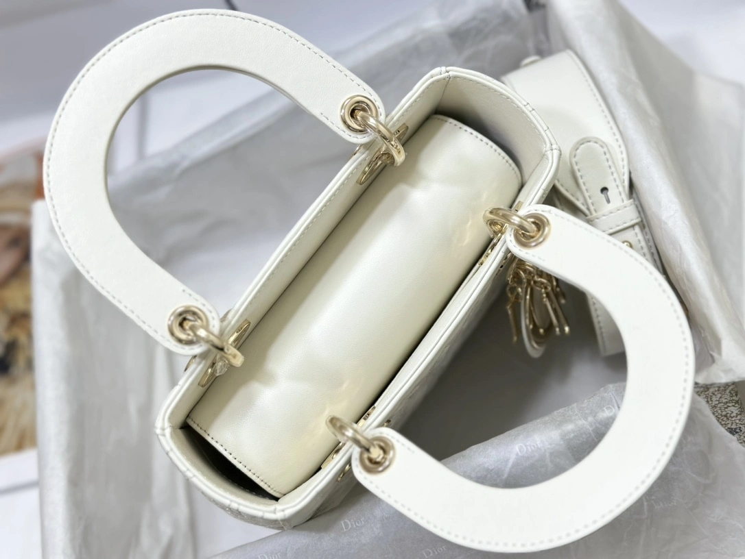 MOMO-- M0538OOTB-M030 2Clour high quality version item：C-B397G2404R-2