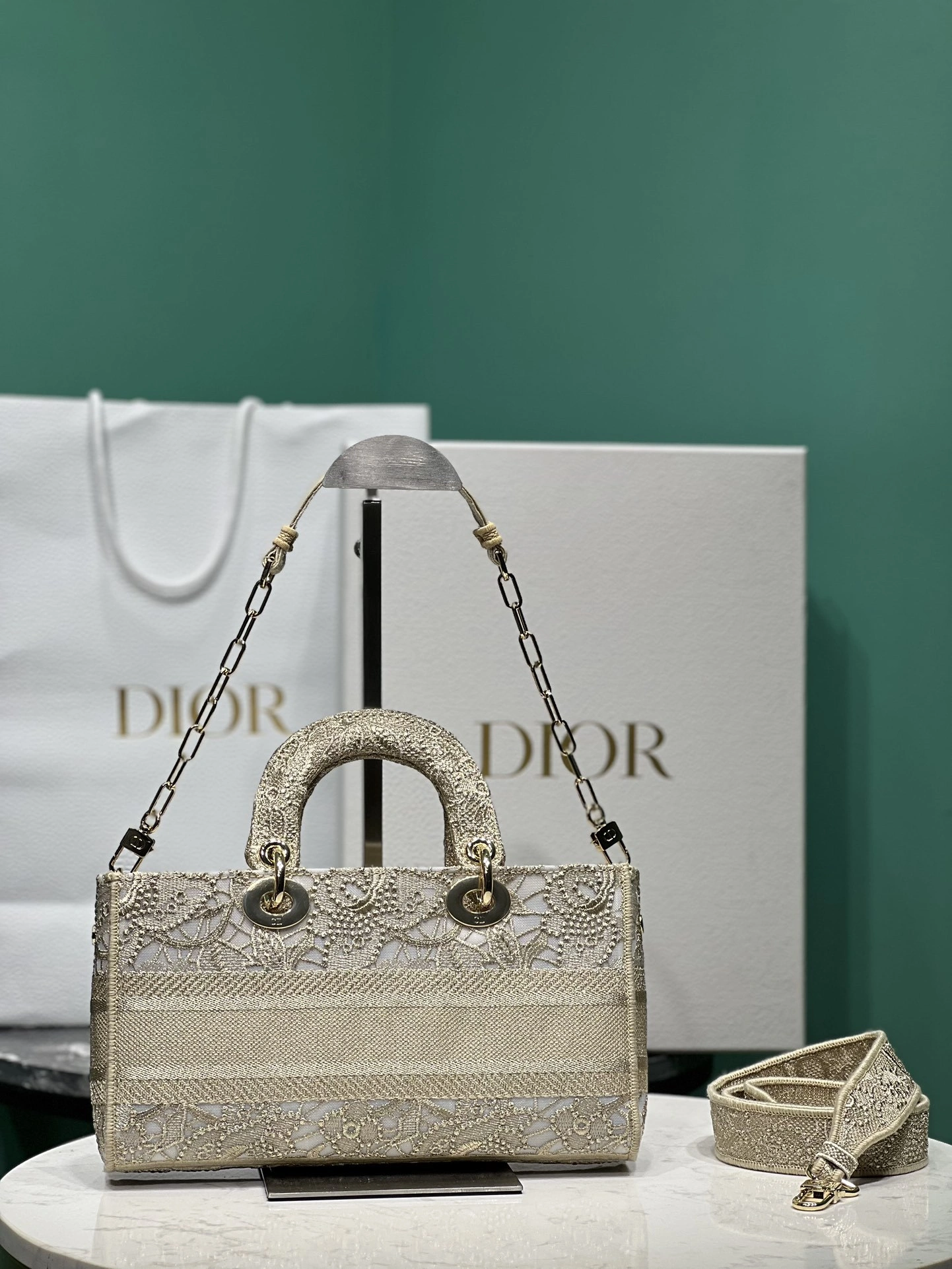 MOMO-- M0540OEAV-M01E high quality version item：C-B063H0239R