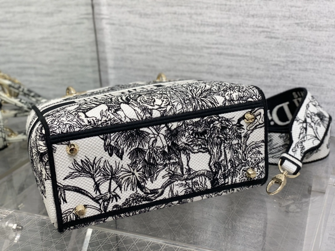 MOMO-- M0565OEUP-M041 high quality version item：C-B397G2923R
