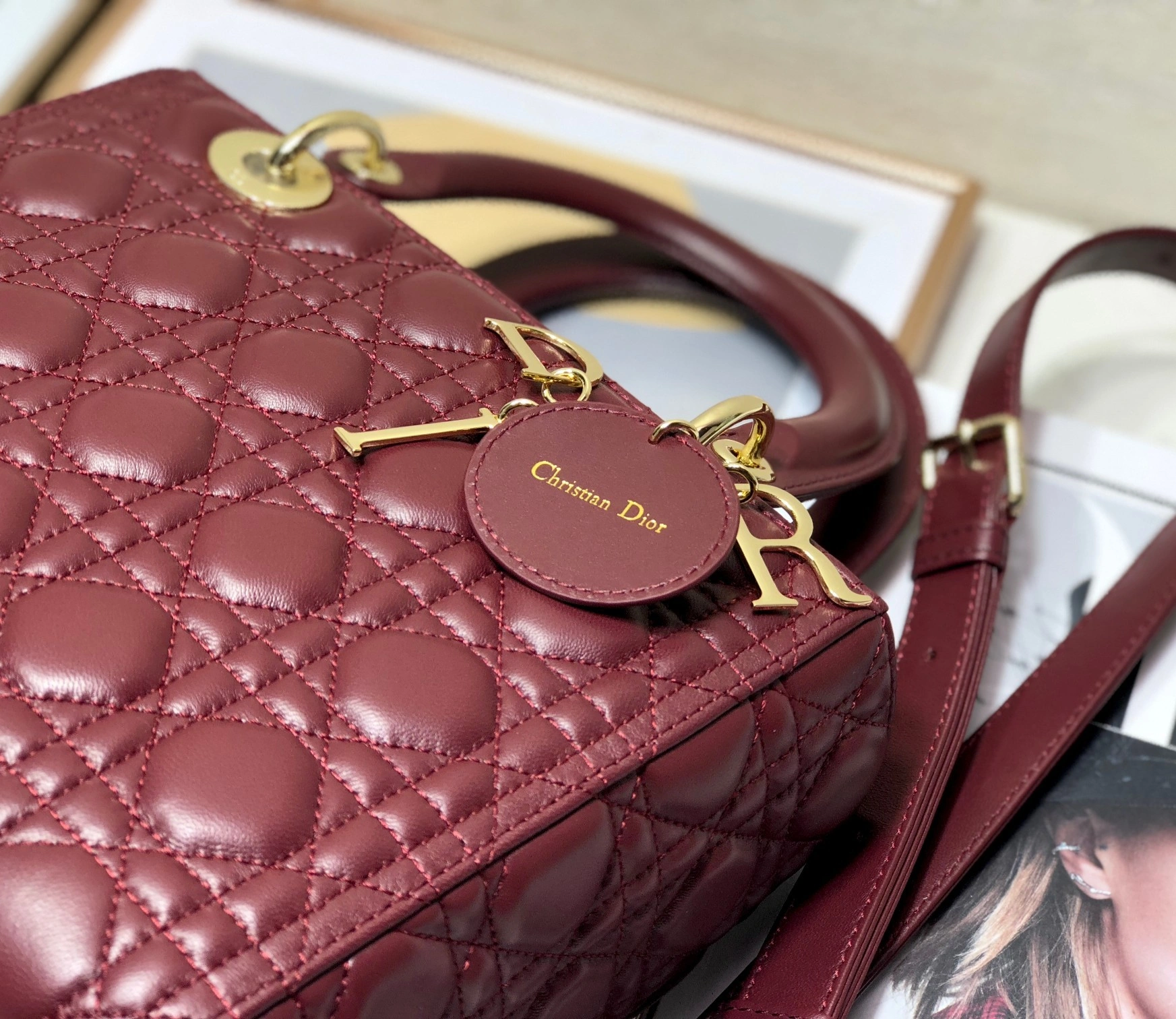 MOMO-- M0565ONGE-M52R item：C-B063G3115R
