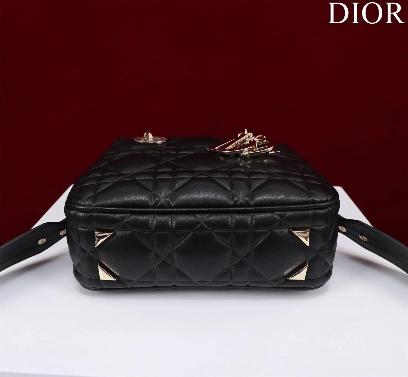 MOMO-- M0697OVJX-M900 high quality version item：C-B000I2547V