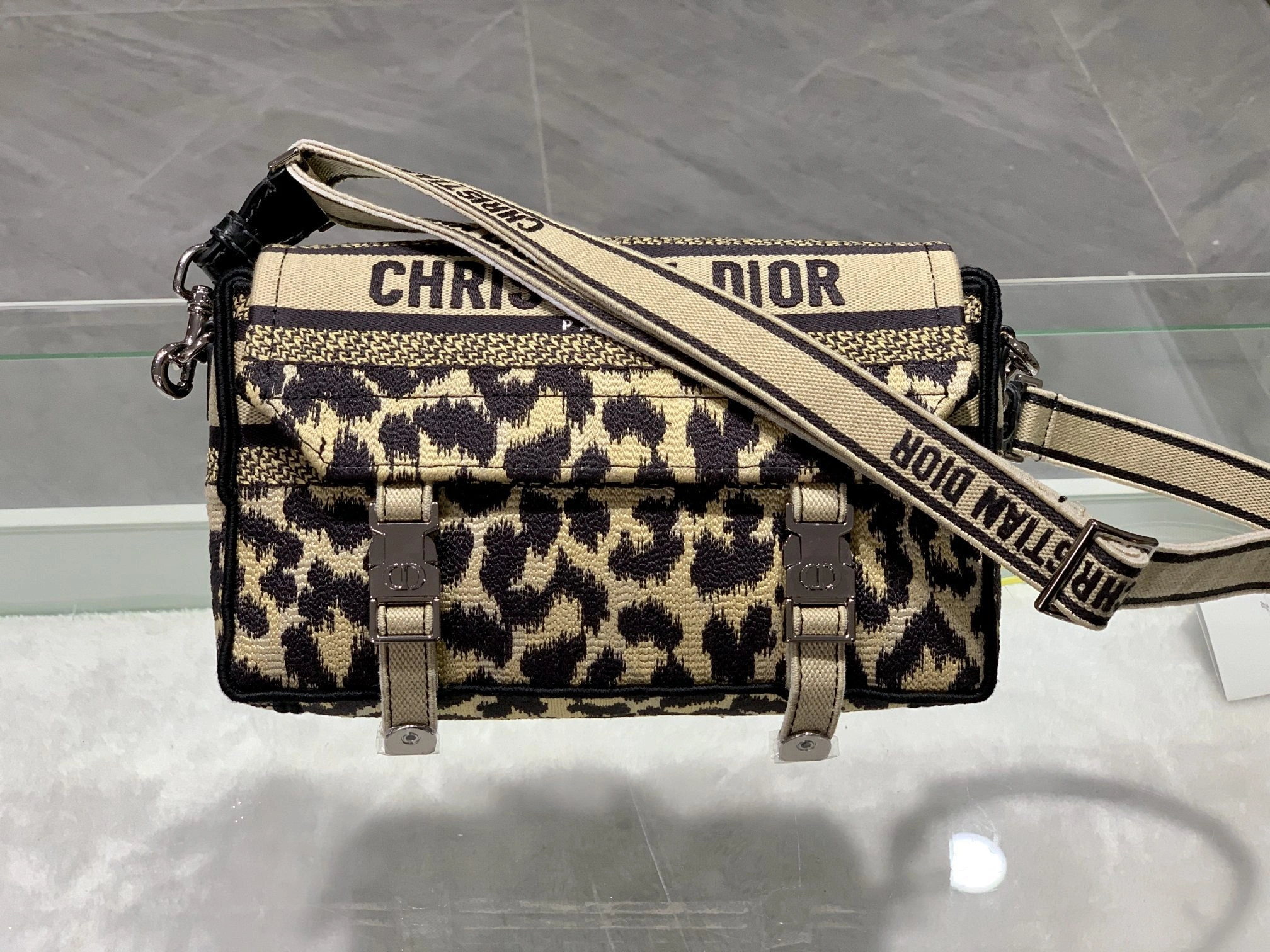 MOMO-- M1241BRHM-M918 high quality version item：C-B803G1904