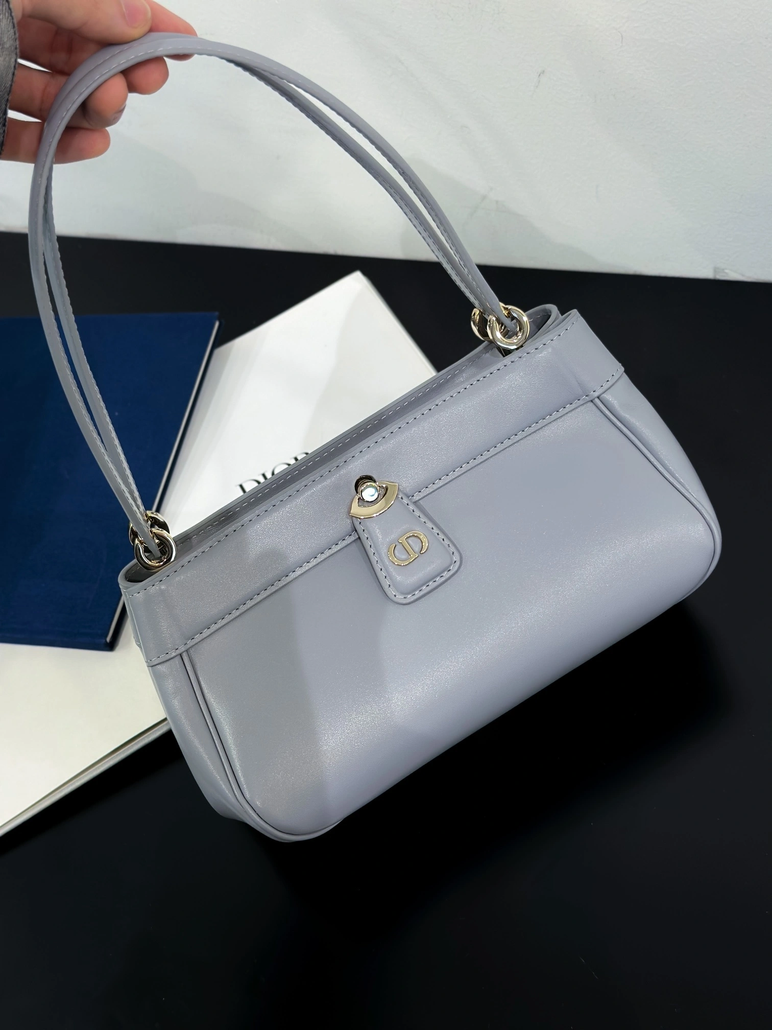 MOMO-- M1844OBEQ-M47G high quality version item：C-B007F1857R