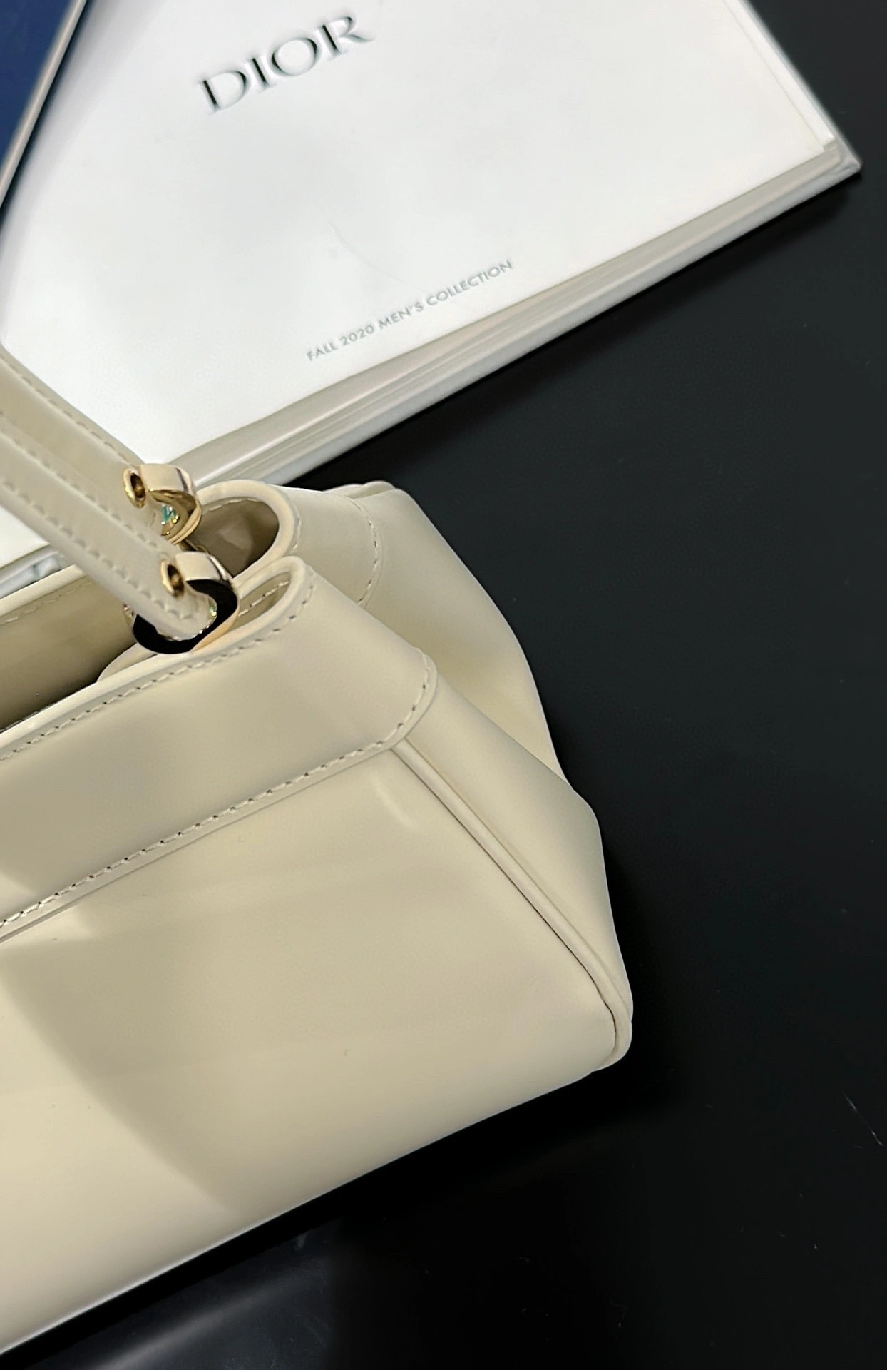 MOMO-- M1844OBEQ-M49U high quality version item：C-B007F1859R