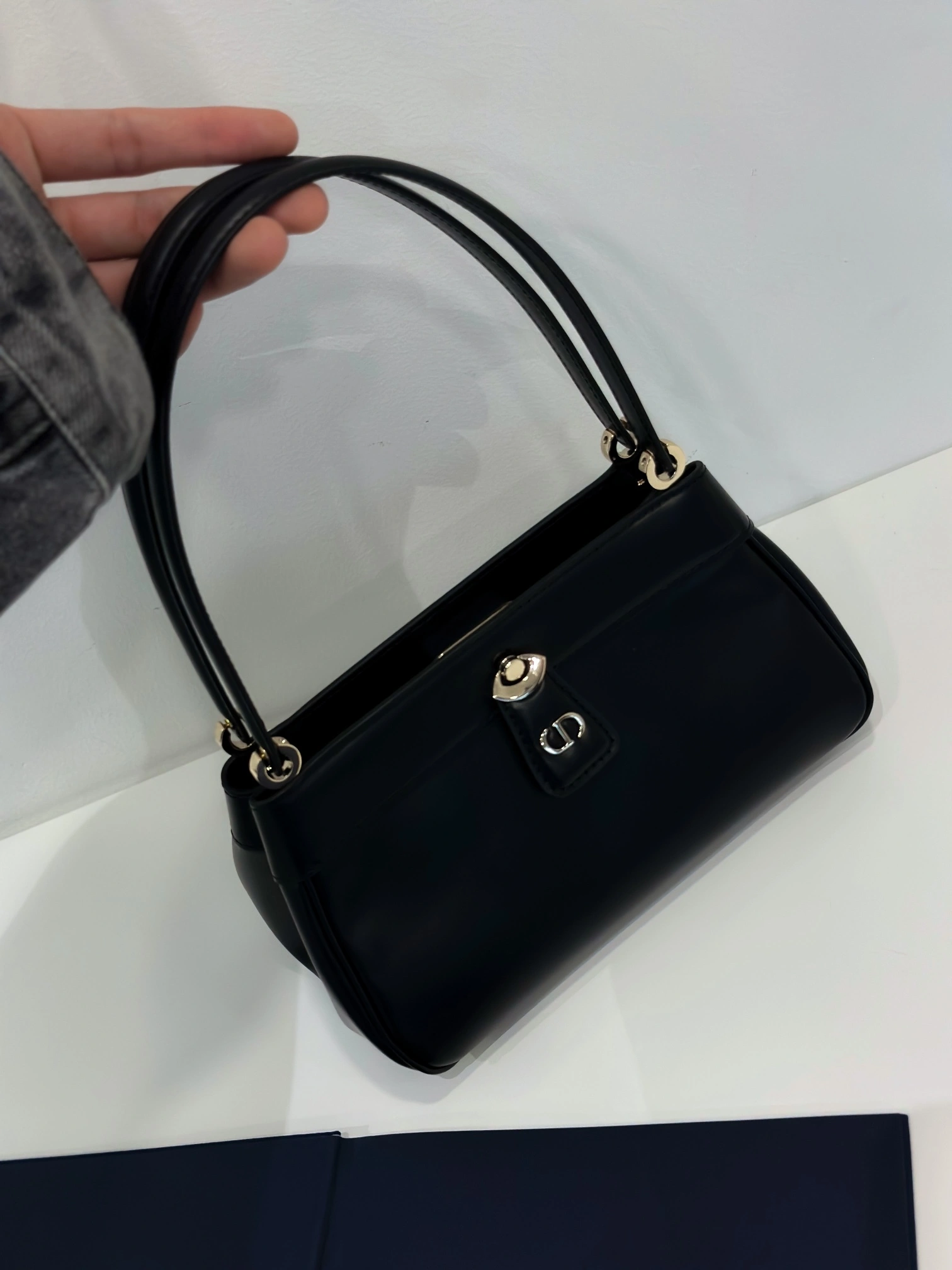 MOMO-- M1844OBEQ-M900 high quality version item：C-B007F1858R
