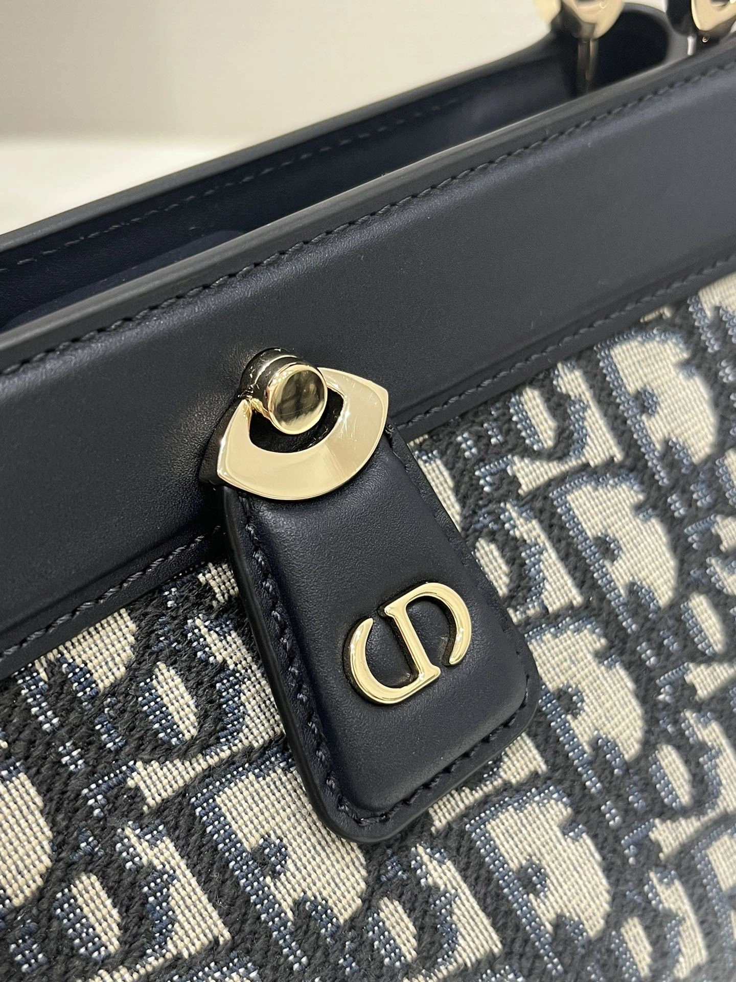 MOMO-- M1844OTZQ-M928 high quality version item：C-B007F1826R