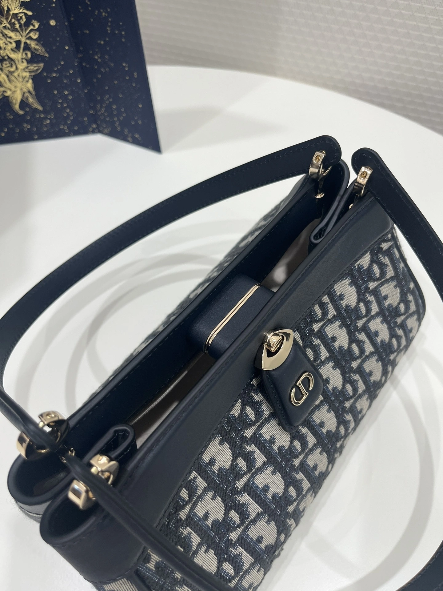 MOMO-- M1844OTZQ-M928 high quality version item：C-B007F1826R