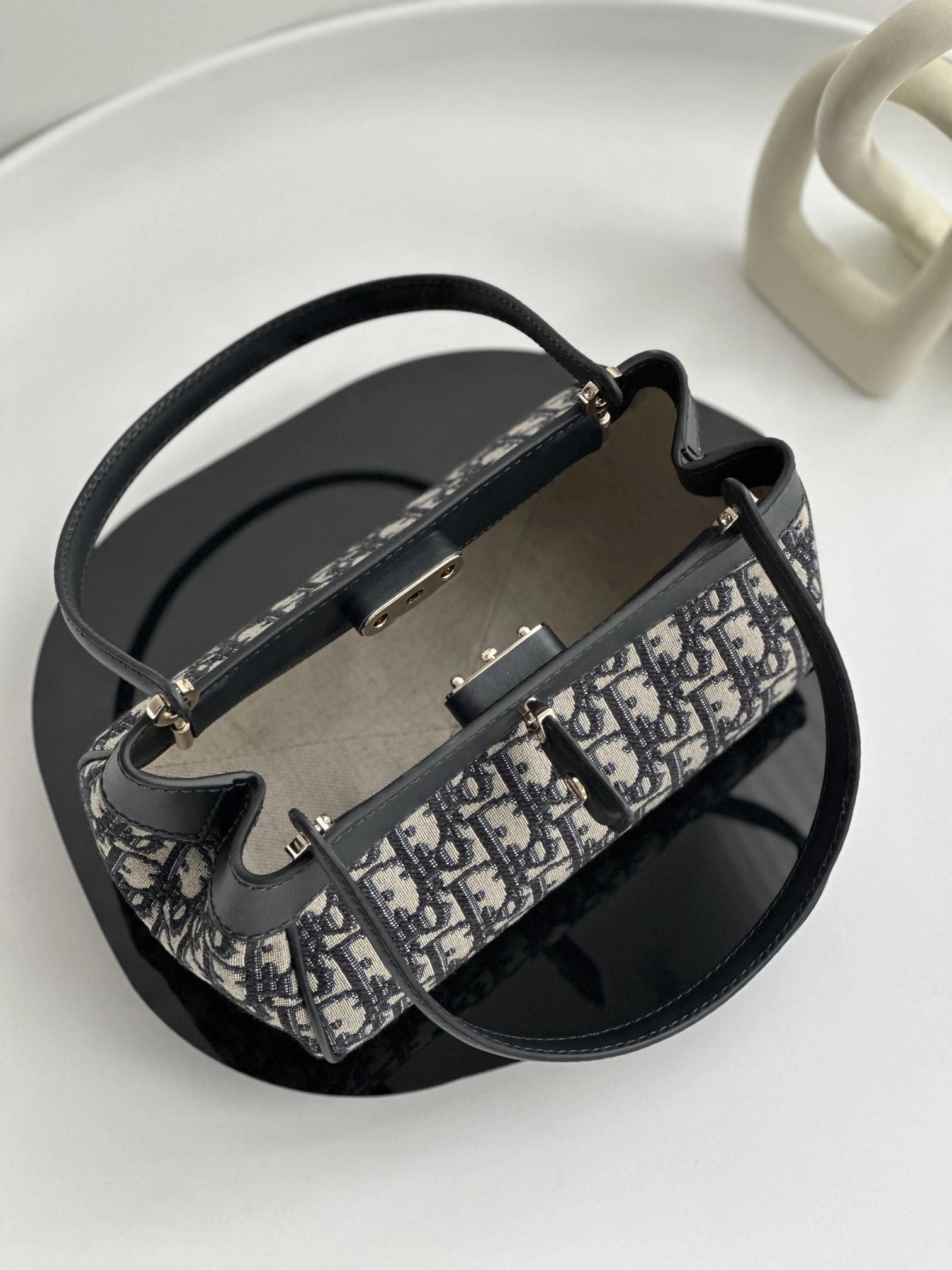 MOMO-- M1844OTZQ-M928 item:D-B000A1579