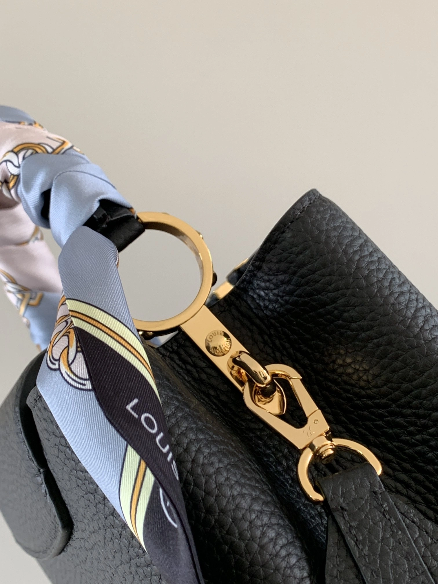 MOMO-- M20536 item：C-B007F1215R