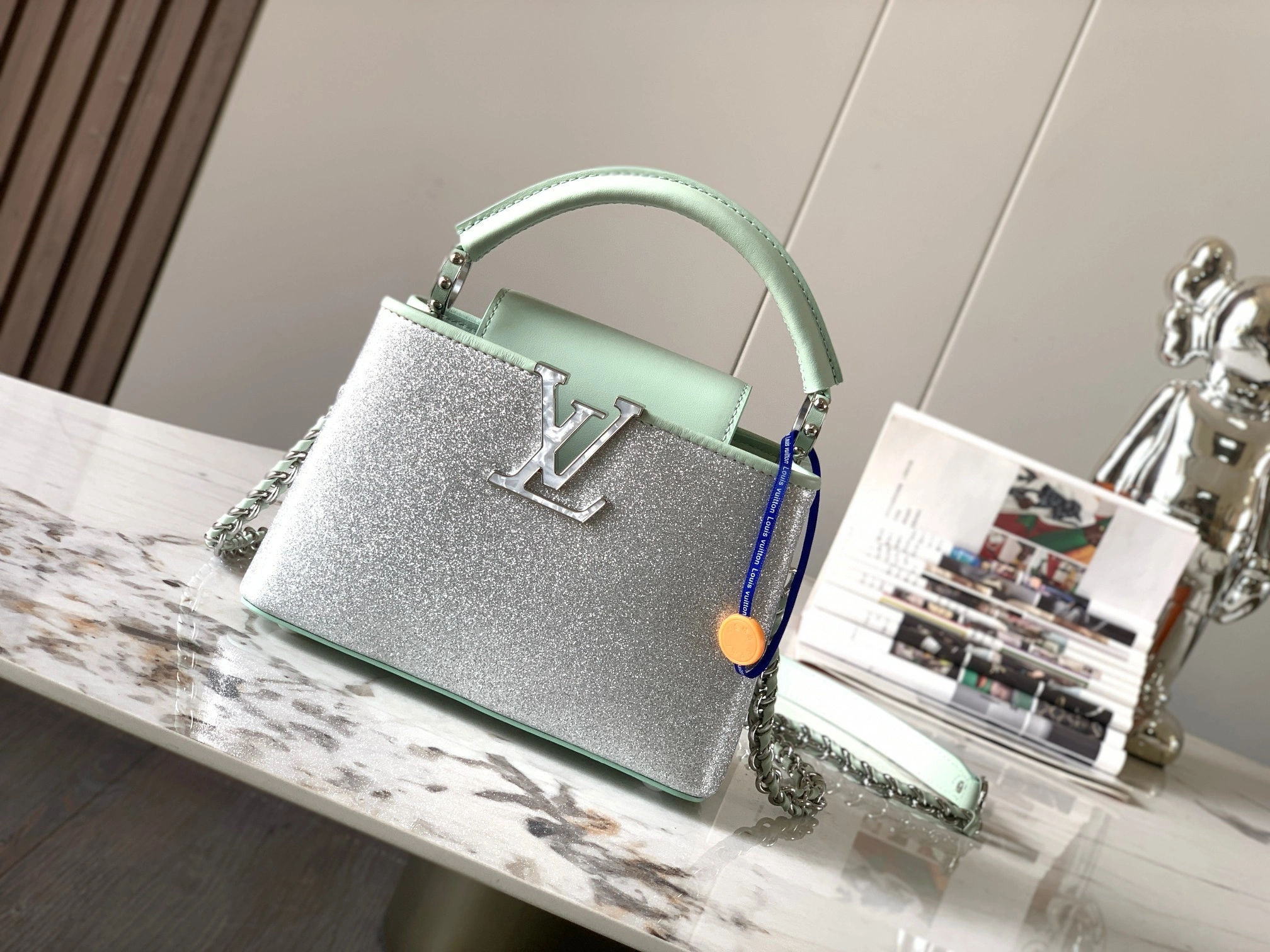 MOMO-- M20727 item：C-B007F1214R