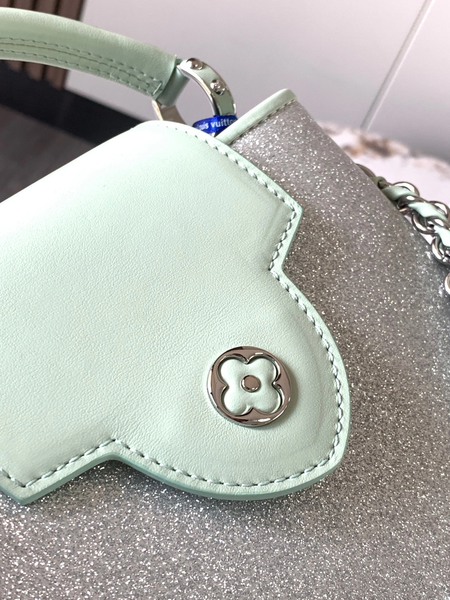 MOMO-- M20727 item：C-B007F1214R