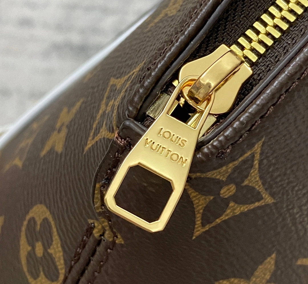 MOMO-- M20752 item：C-B808E3112R