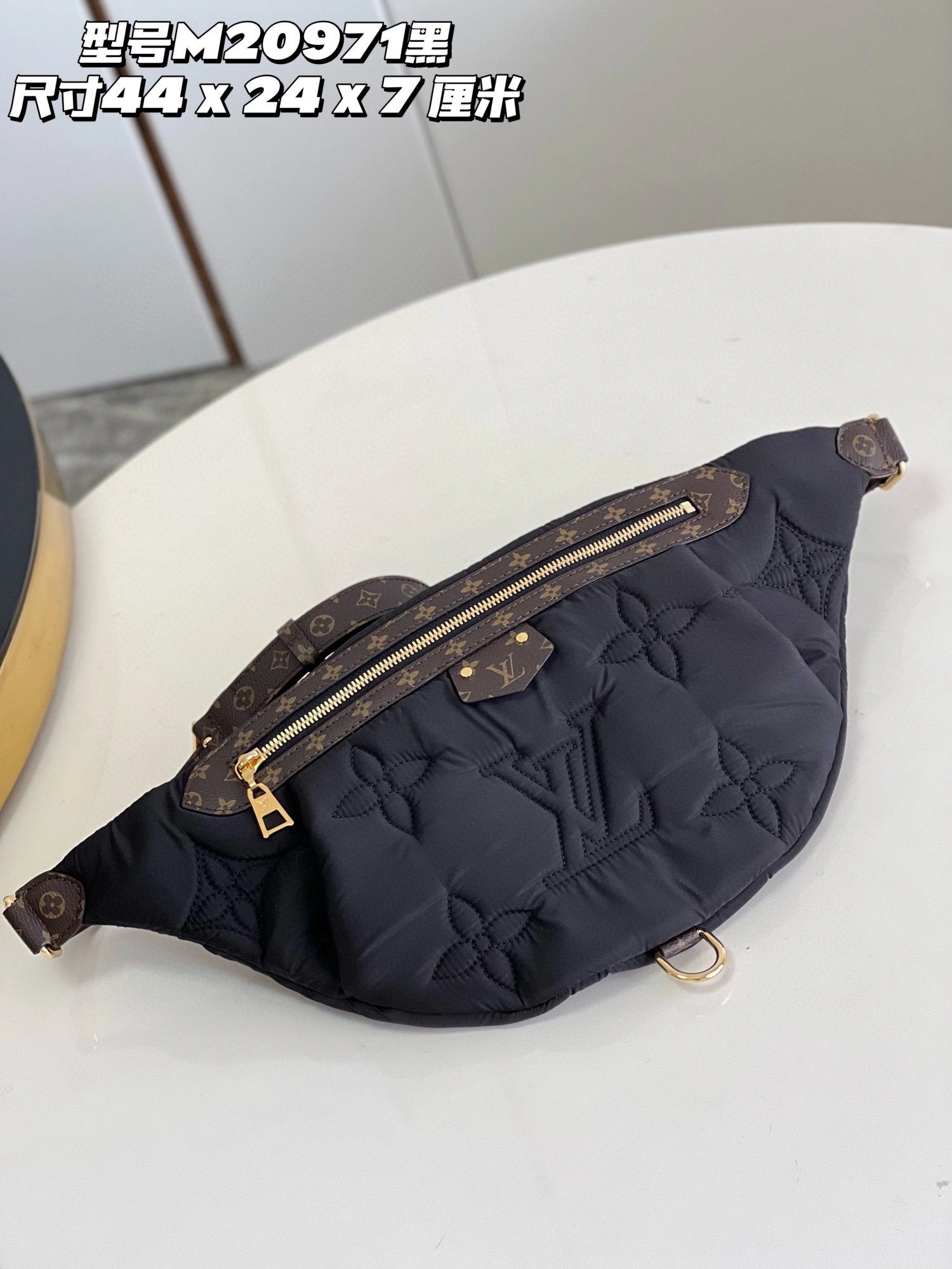 MOMO-- M20971 item：C-B788F0947R