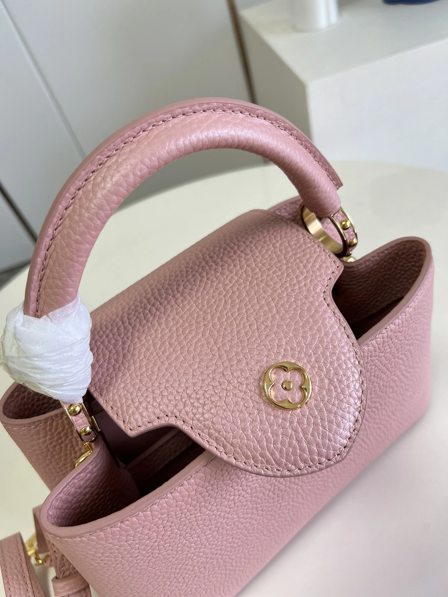 MOMO-- M21103 high quality version item：C-B000H0819R