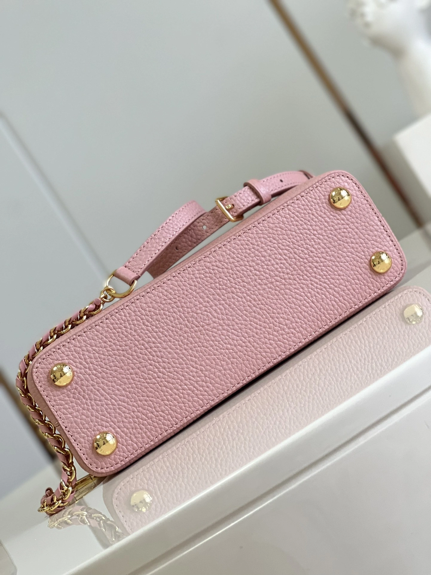 MOMO-- M21103 high quality version item：C-B000H0819R