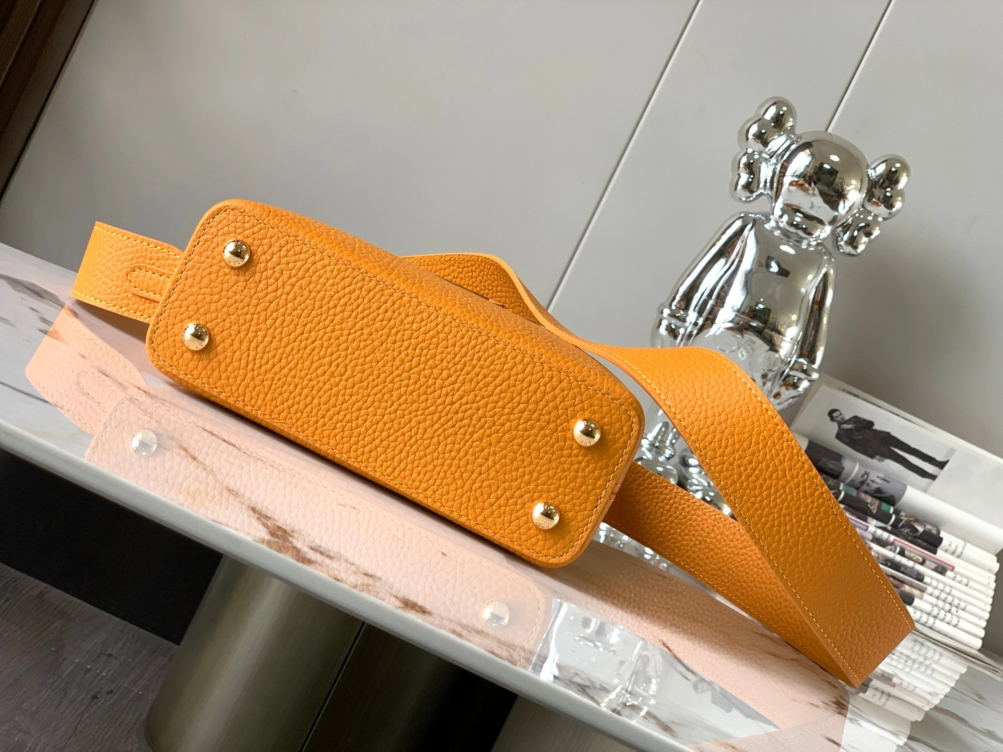 MOMO-- M21168 high quality version item：C-B000H0816R