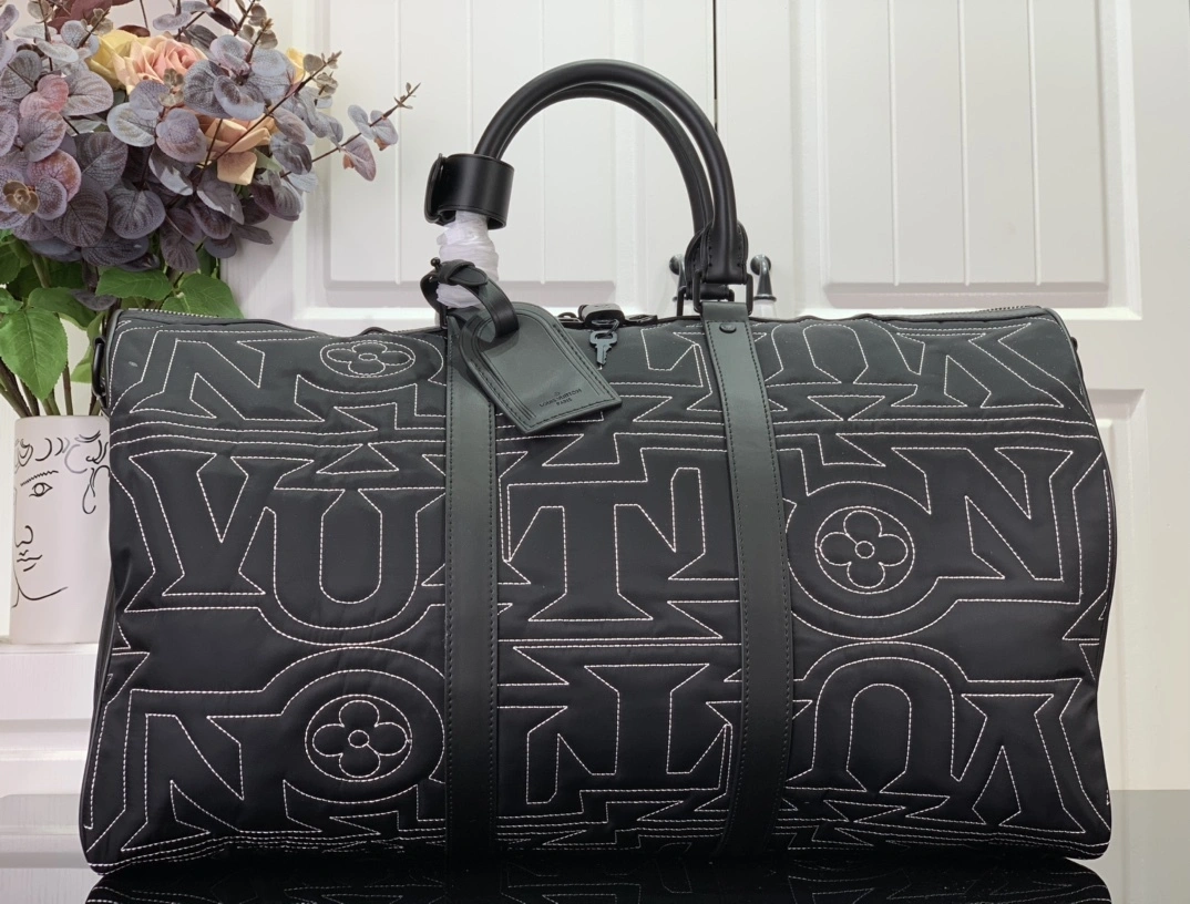 MOMO-- M21428 item：C-B063F0980R
