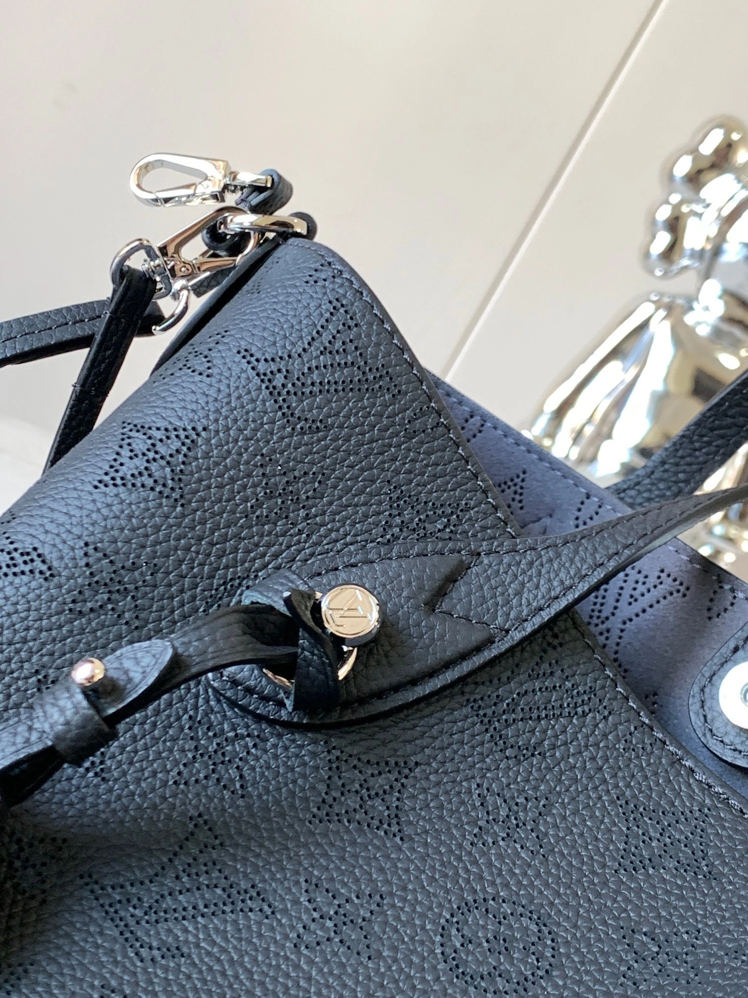 MOMO-- M21848 high quality version item：C-B007F1818R