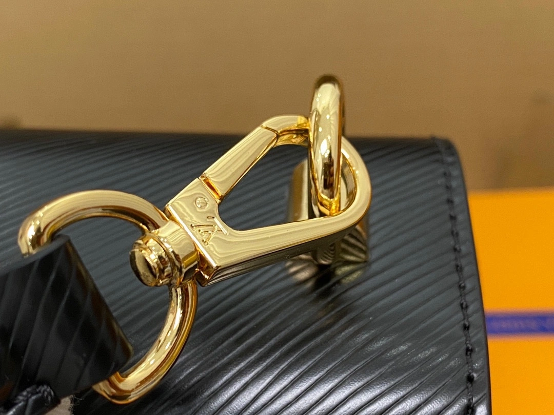 MOMO-- M22036 item：C-B007F1211R