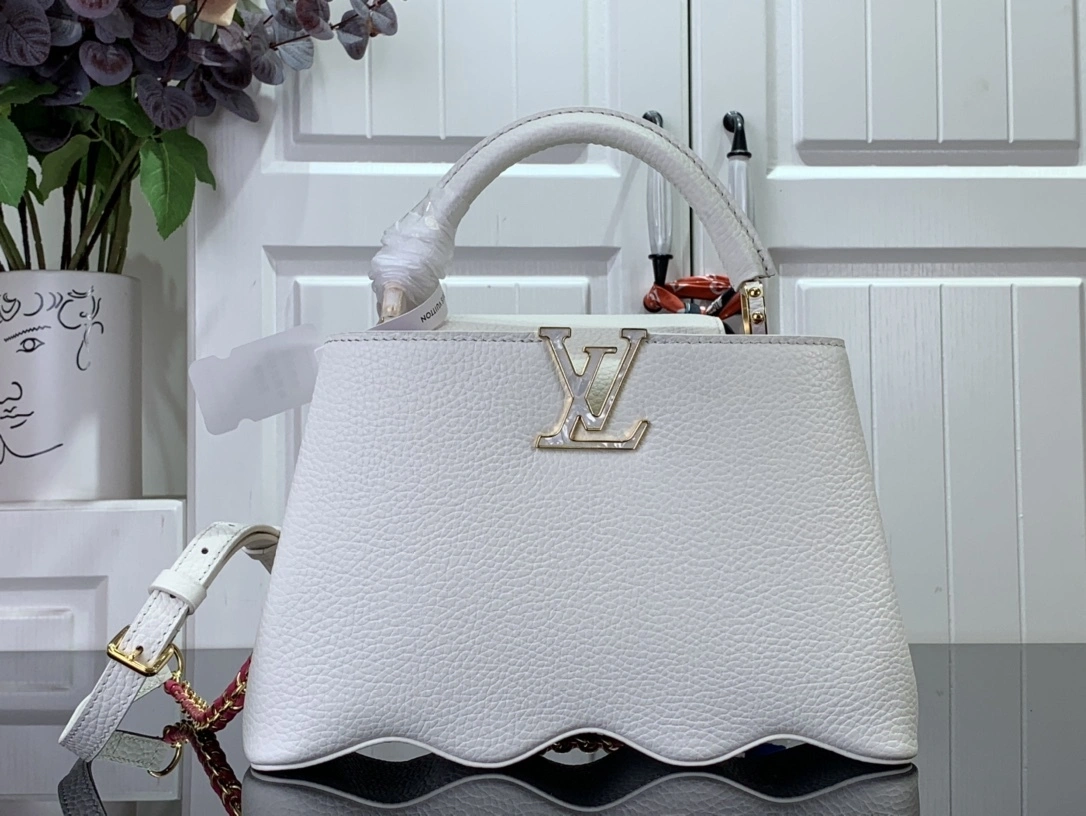 MOMO-- M22121 high quality version item：C-B174H0829R