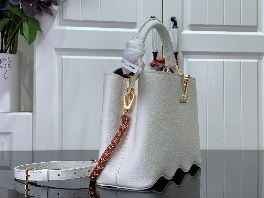MOMO-- M22121 high quality version item：C-B174H0829R