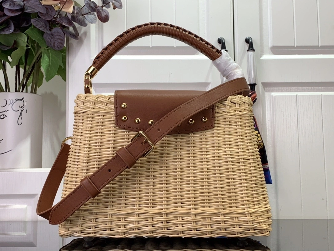 MOMO-- M22173 CAPUCINES BB item:C-B063K2209R
