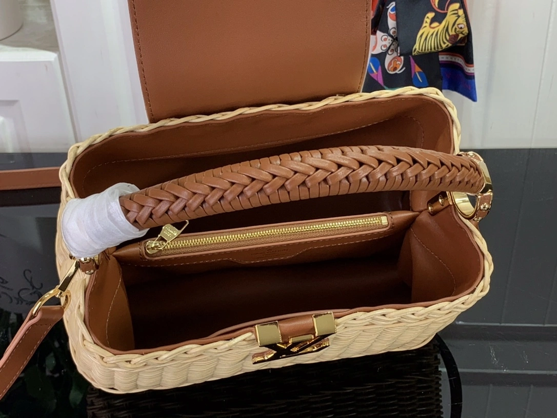 MOMO-- M22173 CAPUCINES BB item:C-B063K2209R