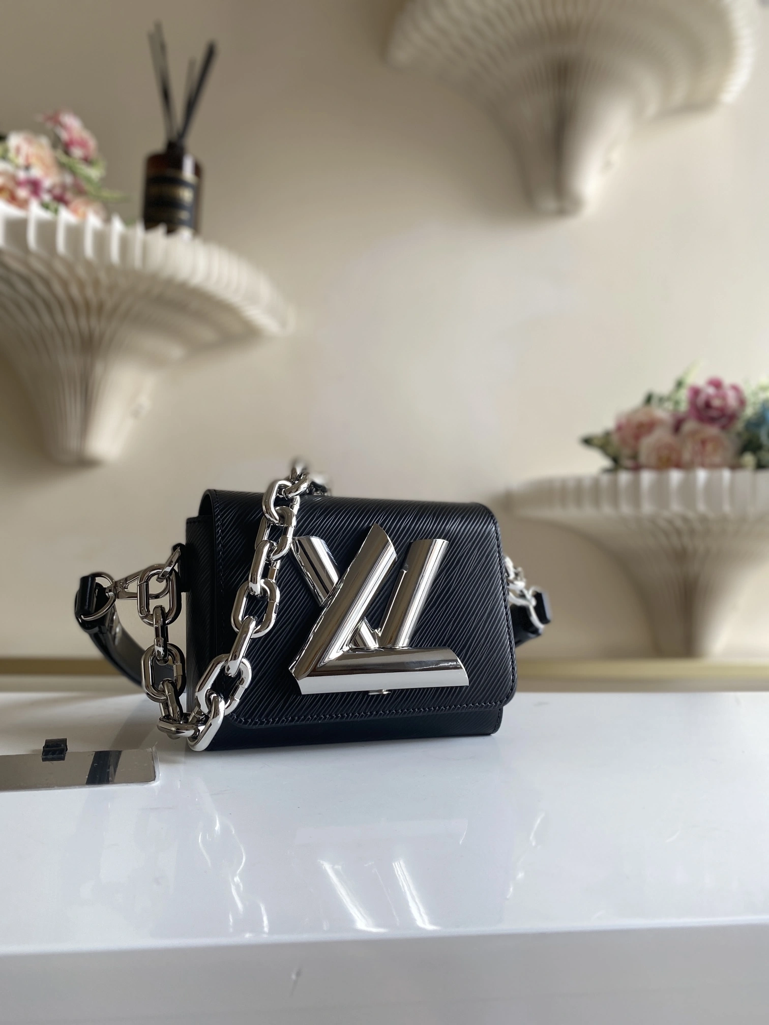 MOMO-- M22296 item：C-B788F0962R