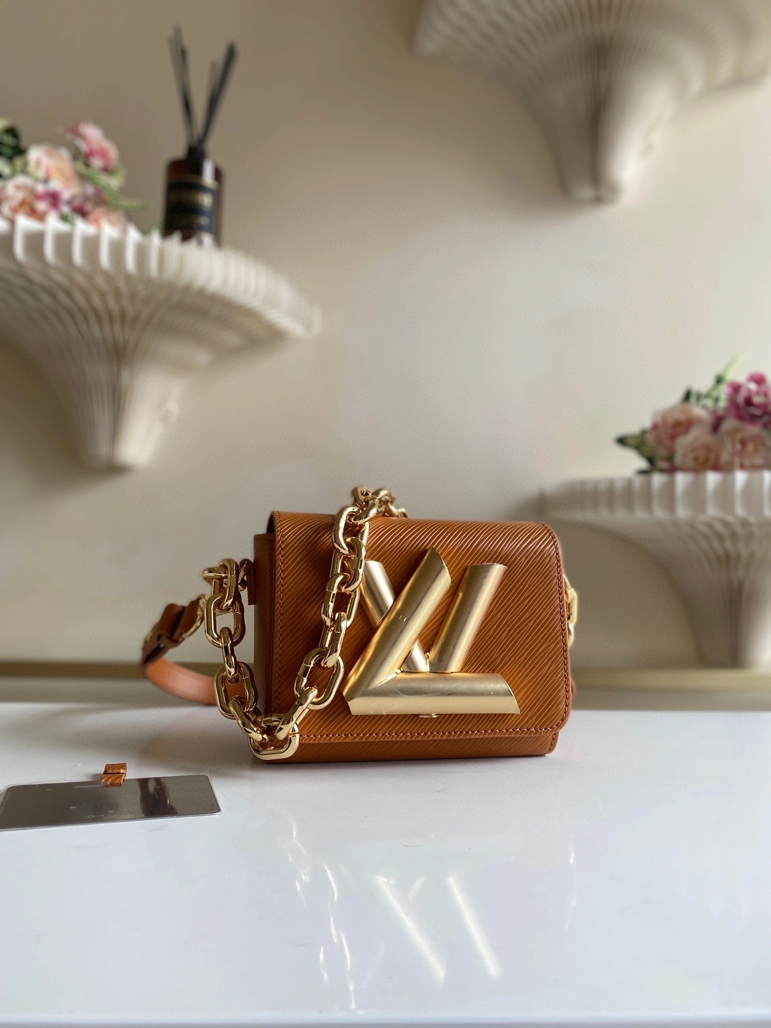 MOMO-- M22296 item：C-B788F0962R