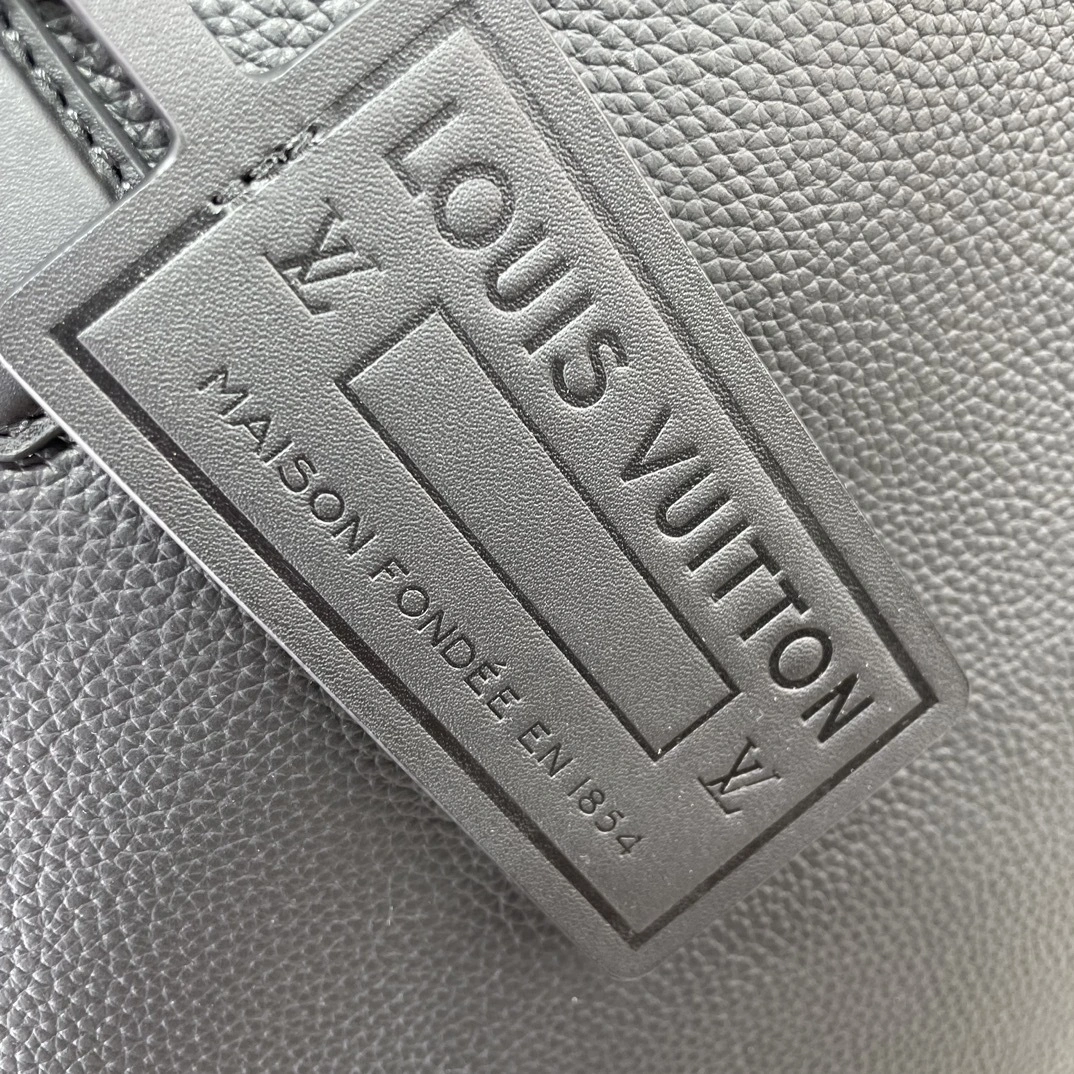 MOMO-- M22481 high quality version item：C-B000I2555V