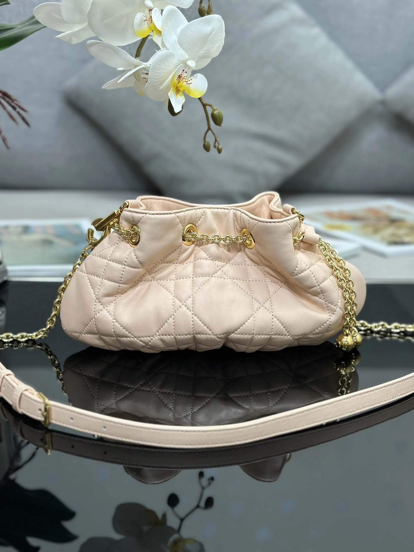MOMO-- M22556FBE-M84P item：C-B202H0232R