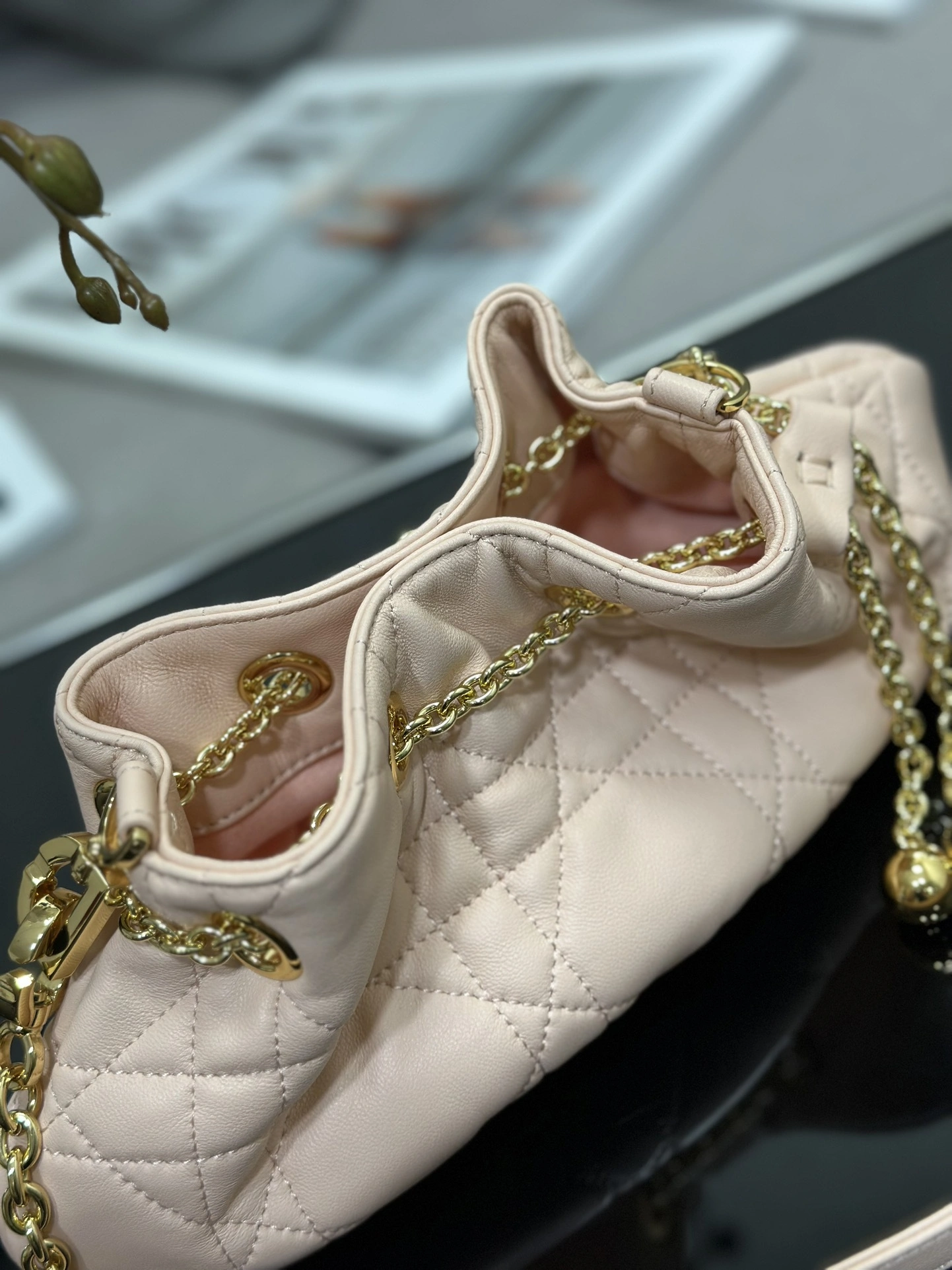 MOMO-- M22556FBE-M84P item:D-B063A0465S