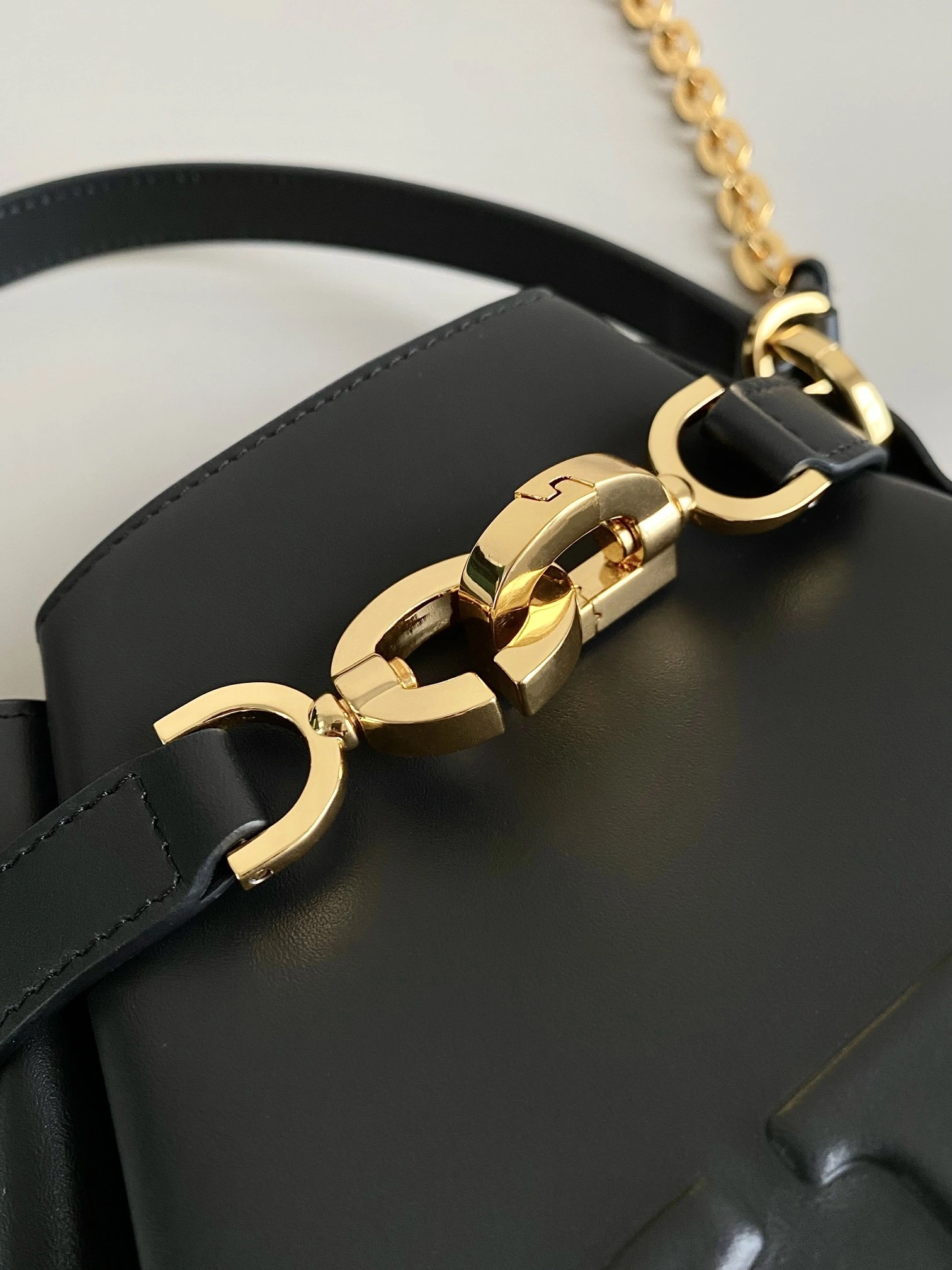 &&MOMO-- M2271UBHA-M900 item：C-B050H1776R