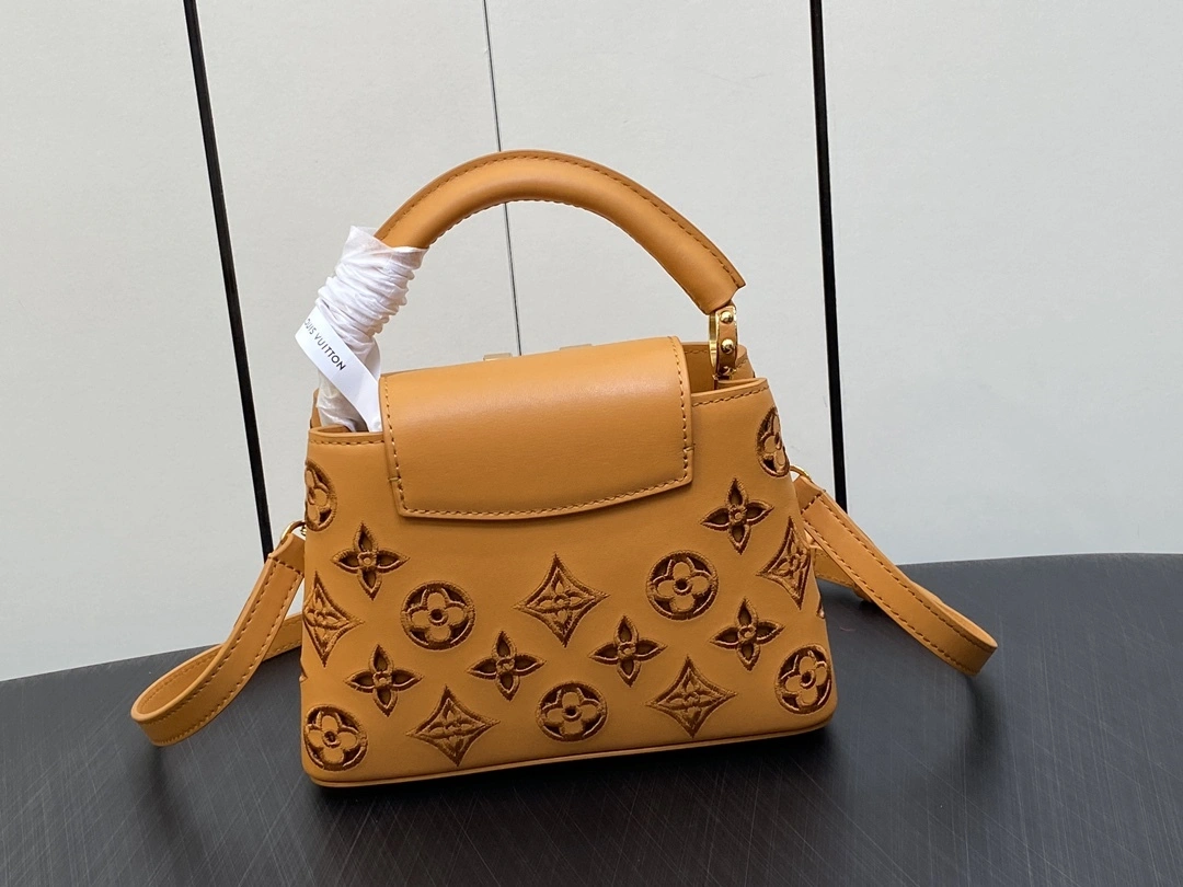 MOMO-- M22863 high quality version item：C-B000H0837R