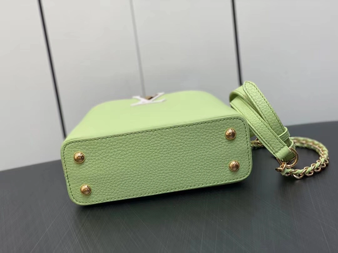 MOMO-- M22916 high quality version item：C-B000H0836R