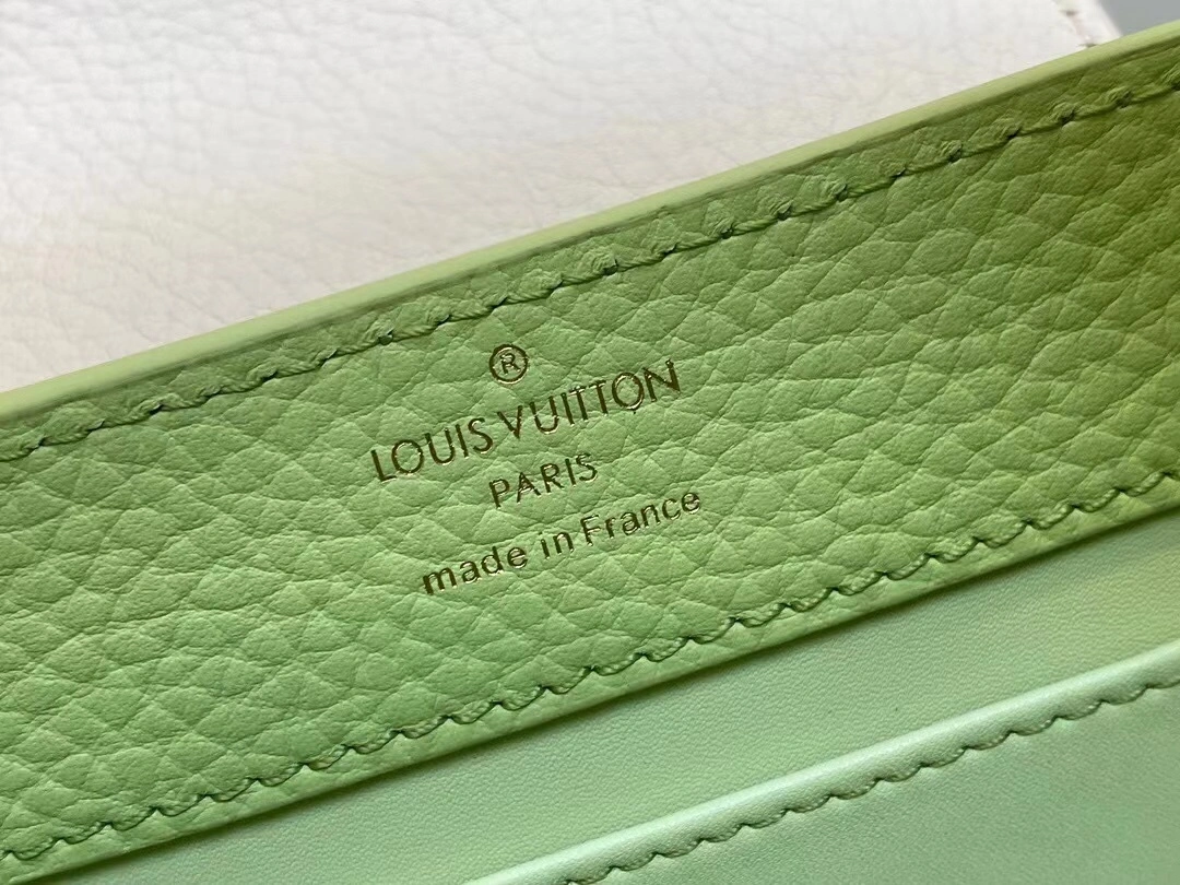 MOMO-- M22916 high quality version item：C-B000H0836R