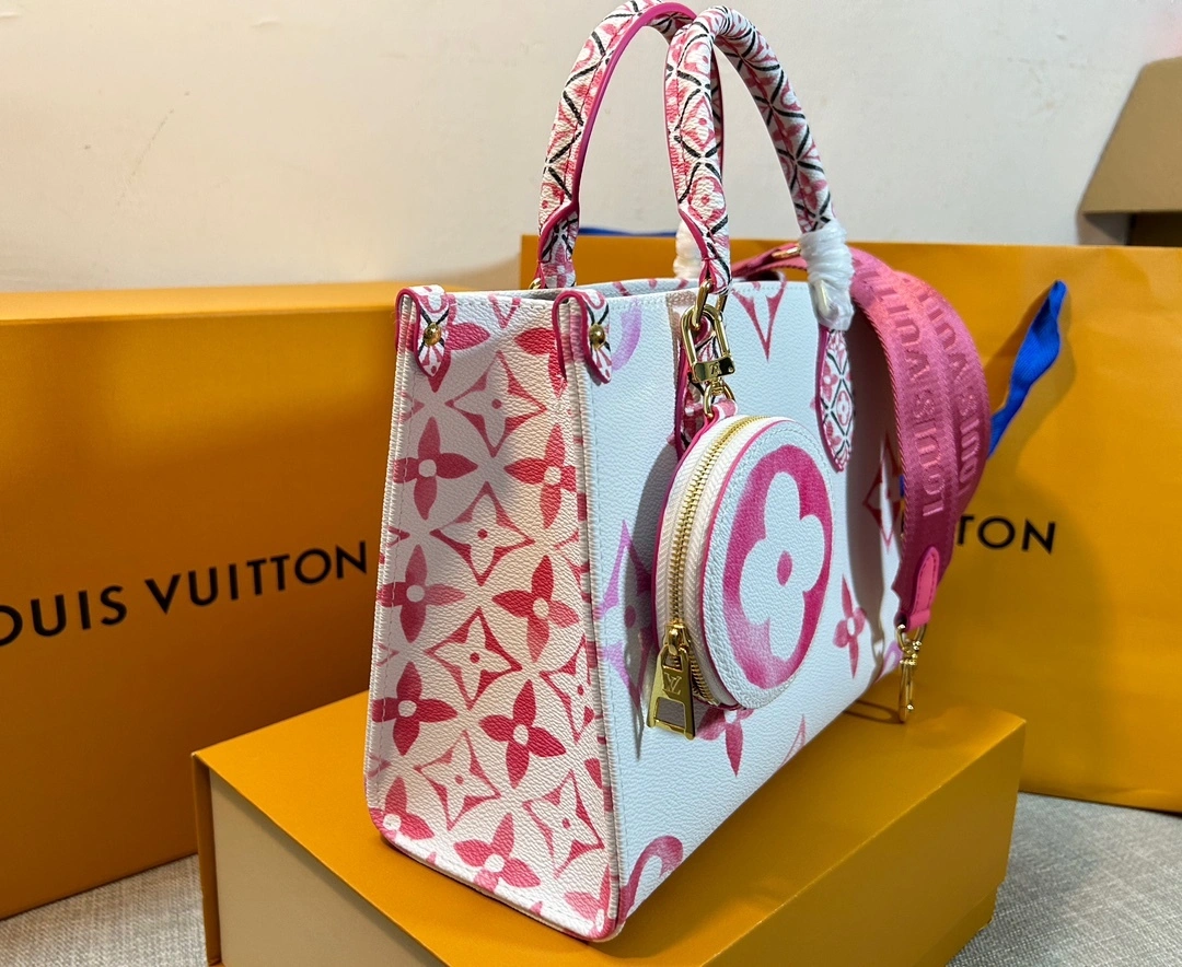 MOMO-- M22976 item：C-B063I2327V