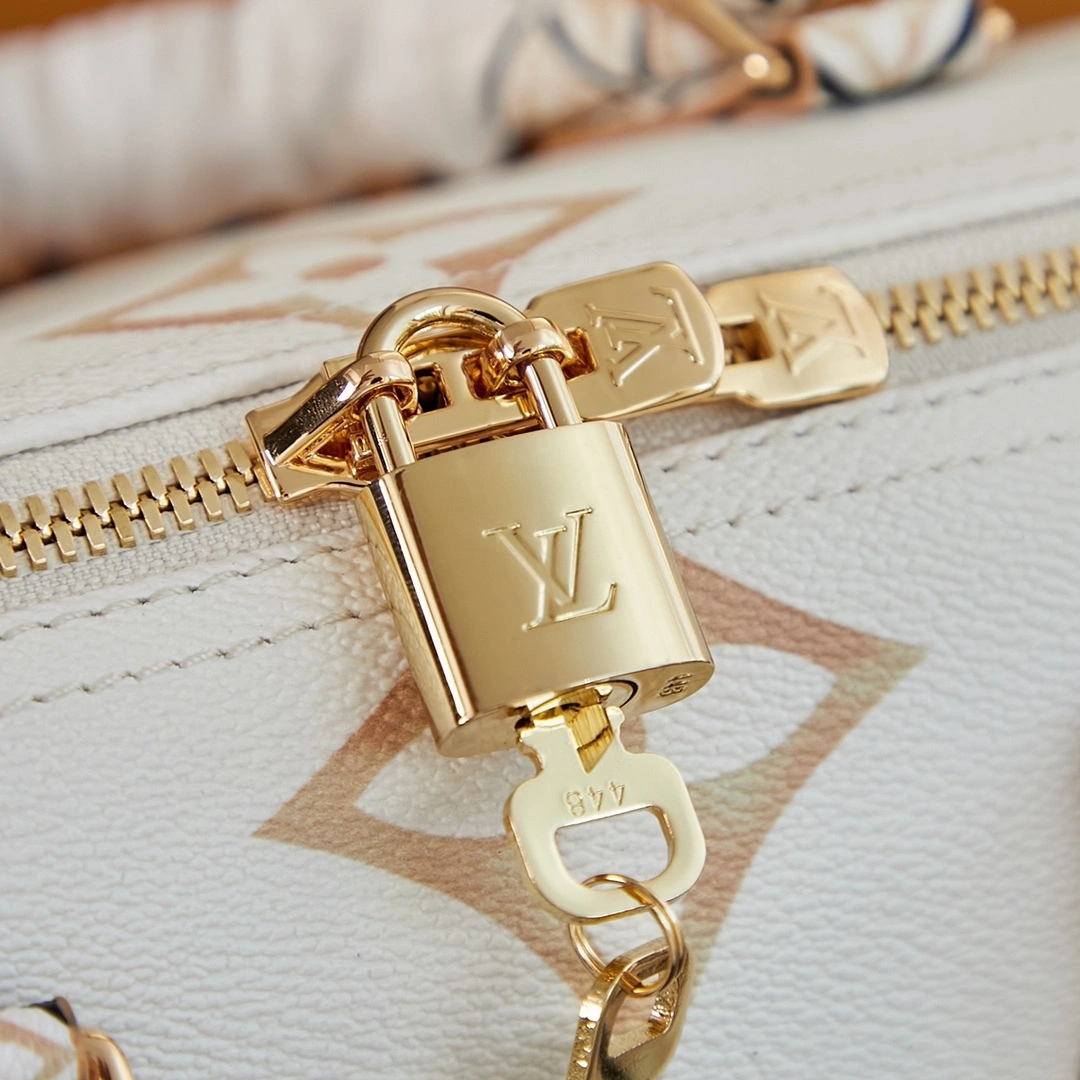MOMO-- M22987 item：C-B000I2322V