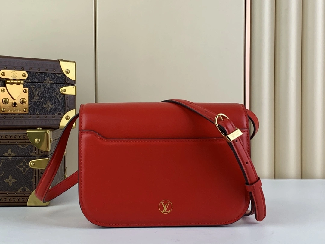 MOMO-- M23645 item:D-B000A2208V