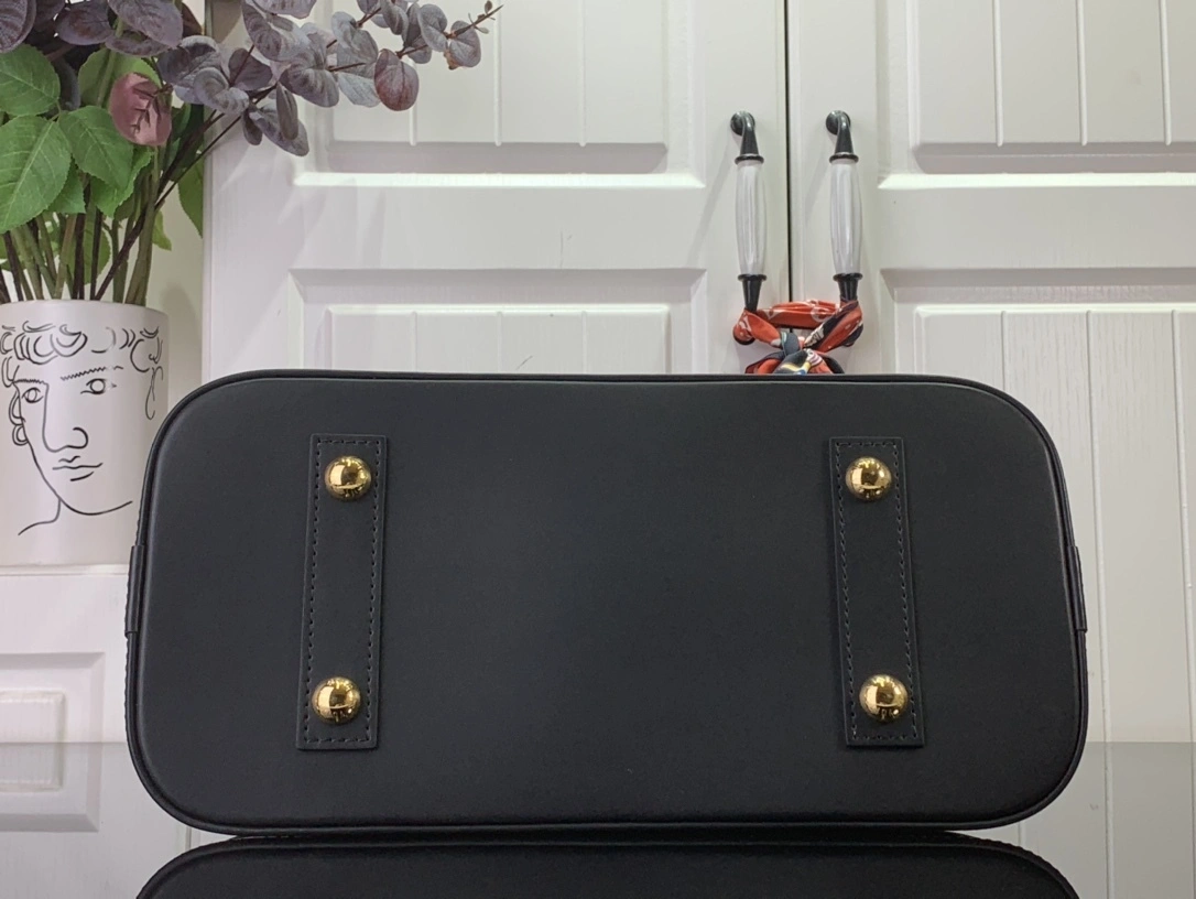 MOMO-- M23688 item:D-B174A1534