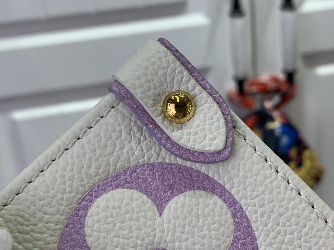 MOMO-- M23937 item:D-B174D1546