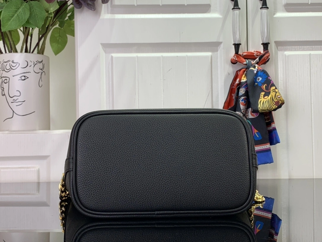 MOMO-- M24006 Calfskin item:D-B174D1526