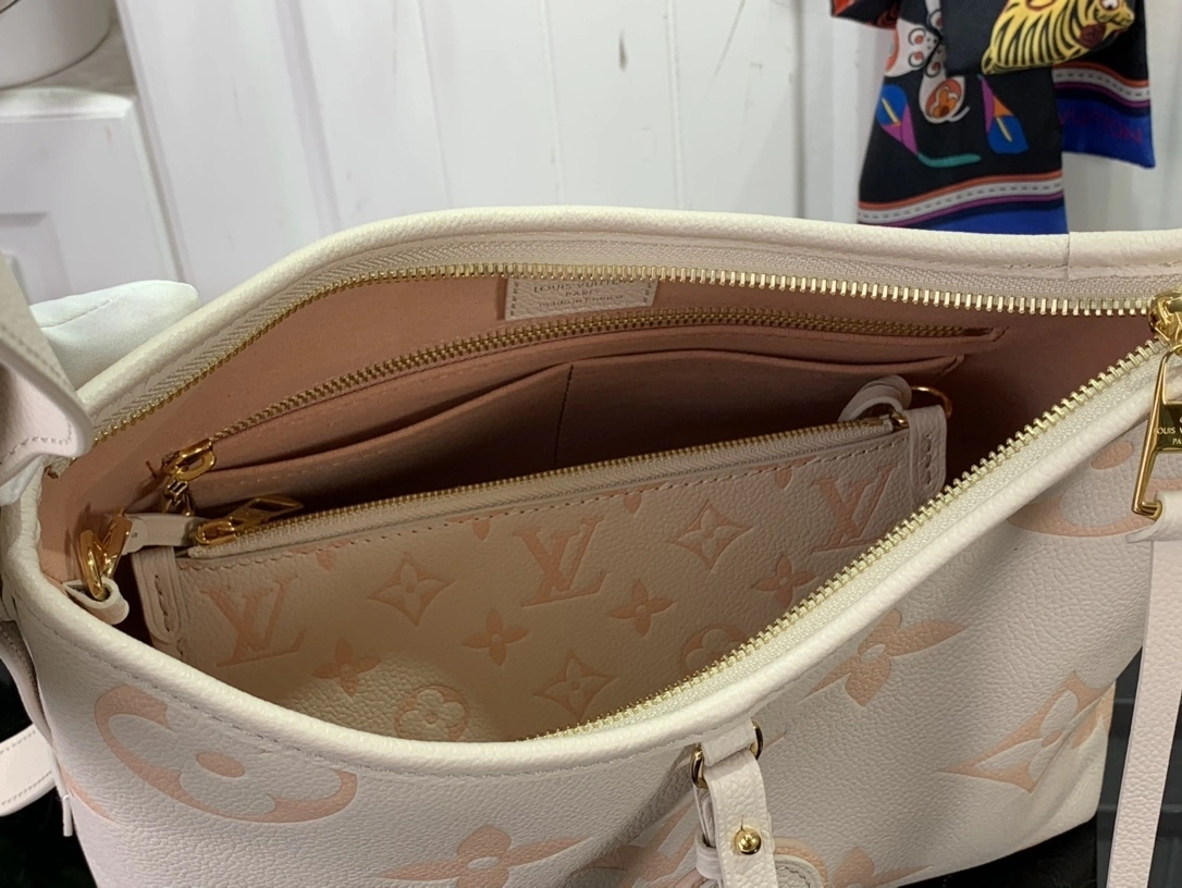 MOMO-- M24141 item:D-B174A1554