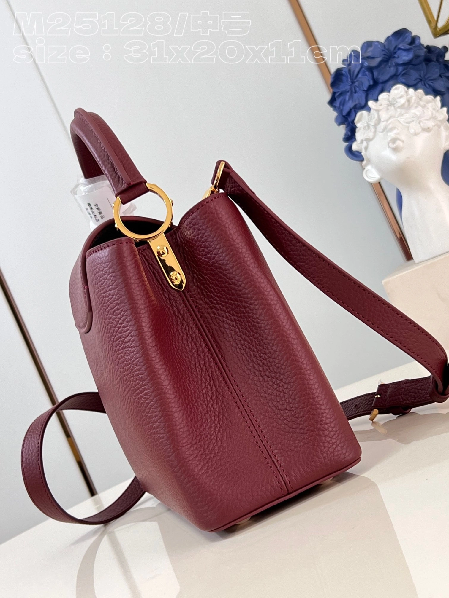 MOMO-- M25128 item:D-B063A1664
