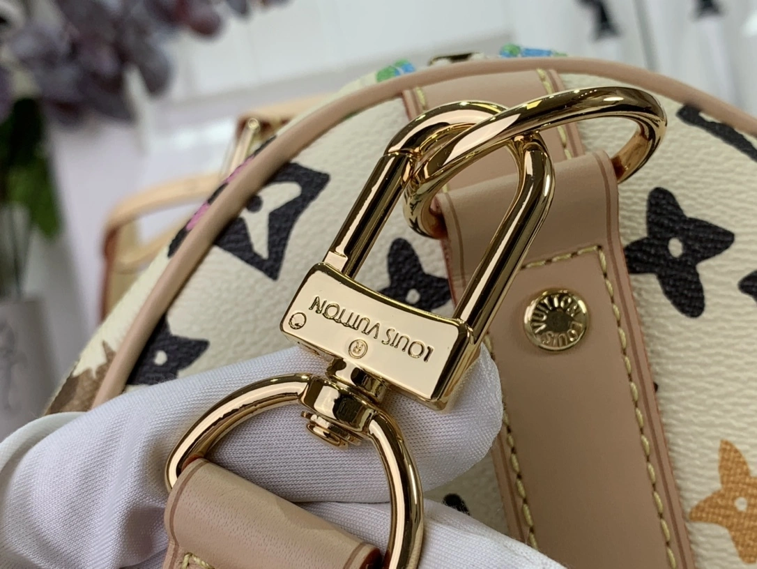 MOMO-- M25233 item:D-B174D1520