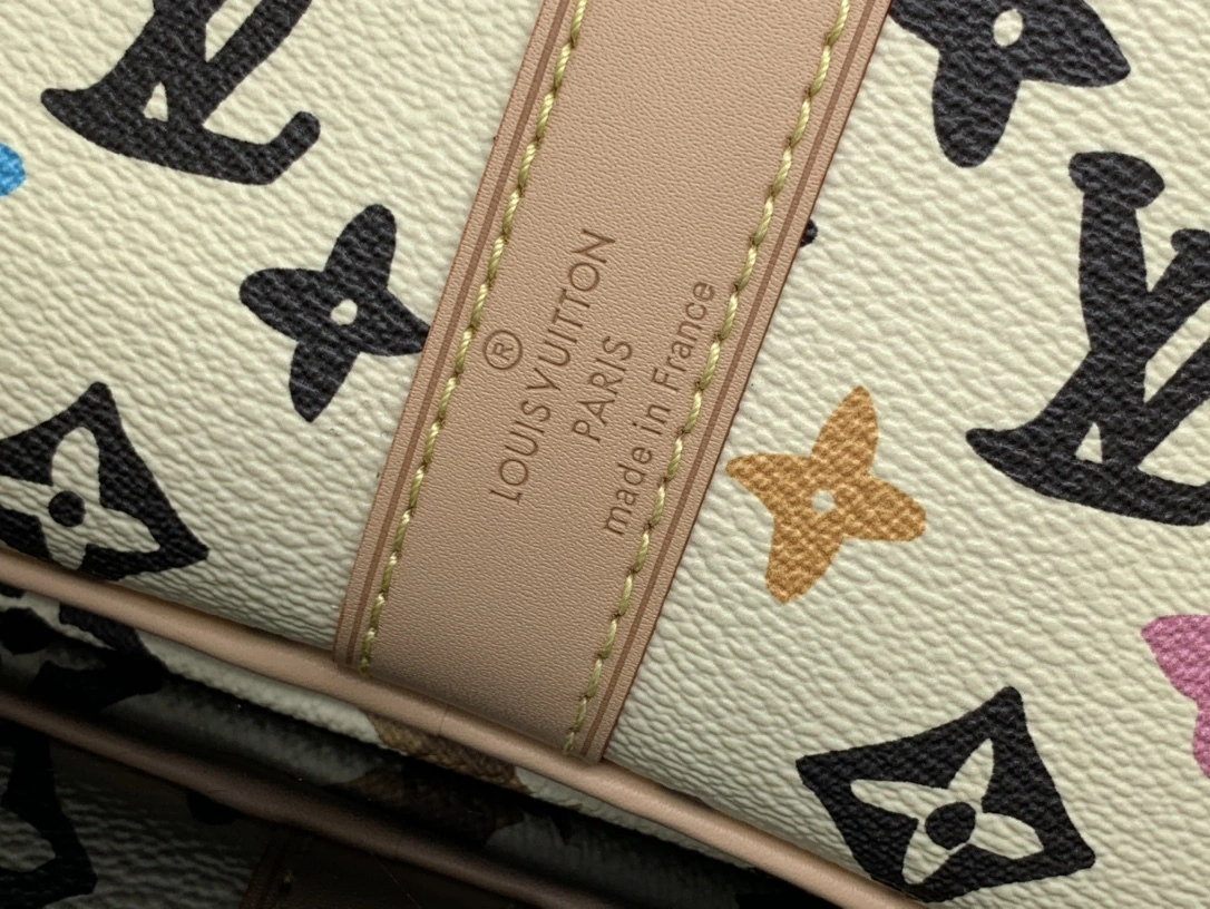 MOMO-- M25233 item:D-B174D1520