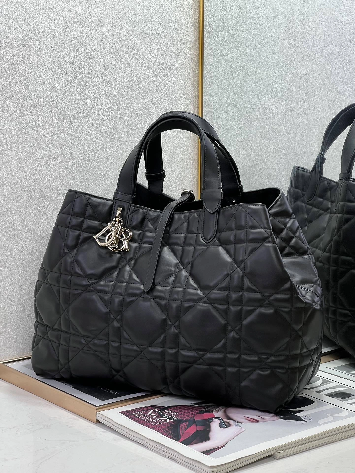 MOMO-- M2820OSHJ-M900 M2820OSHJ_M900 high quality version item：C-B063I3063V