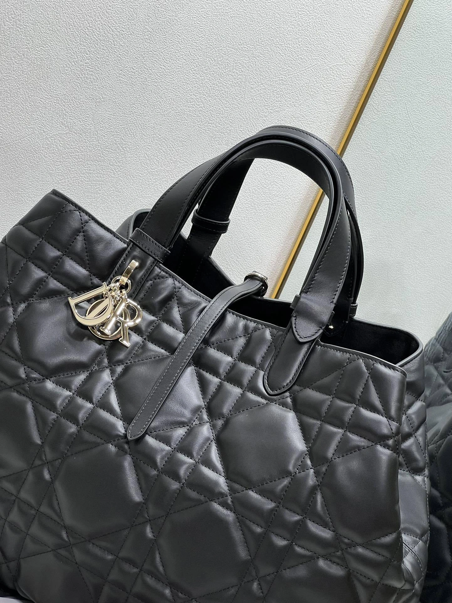 MOMO-- M2820OSHJ-M900 M2820OSHJ_M900 high quality version item：C-B063I3063V